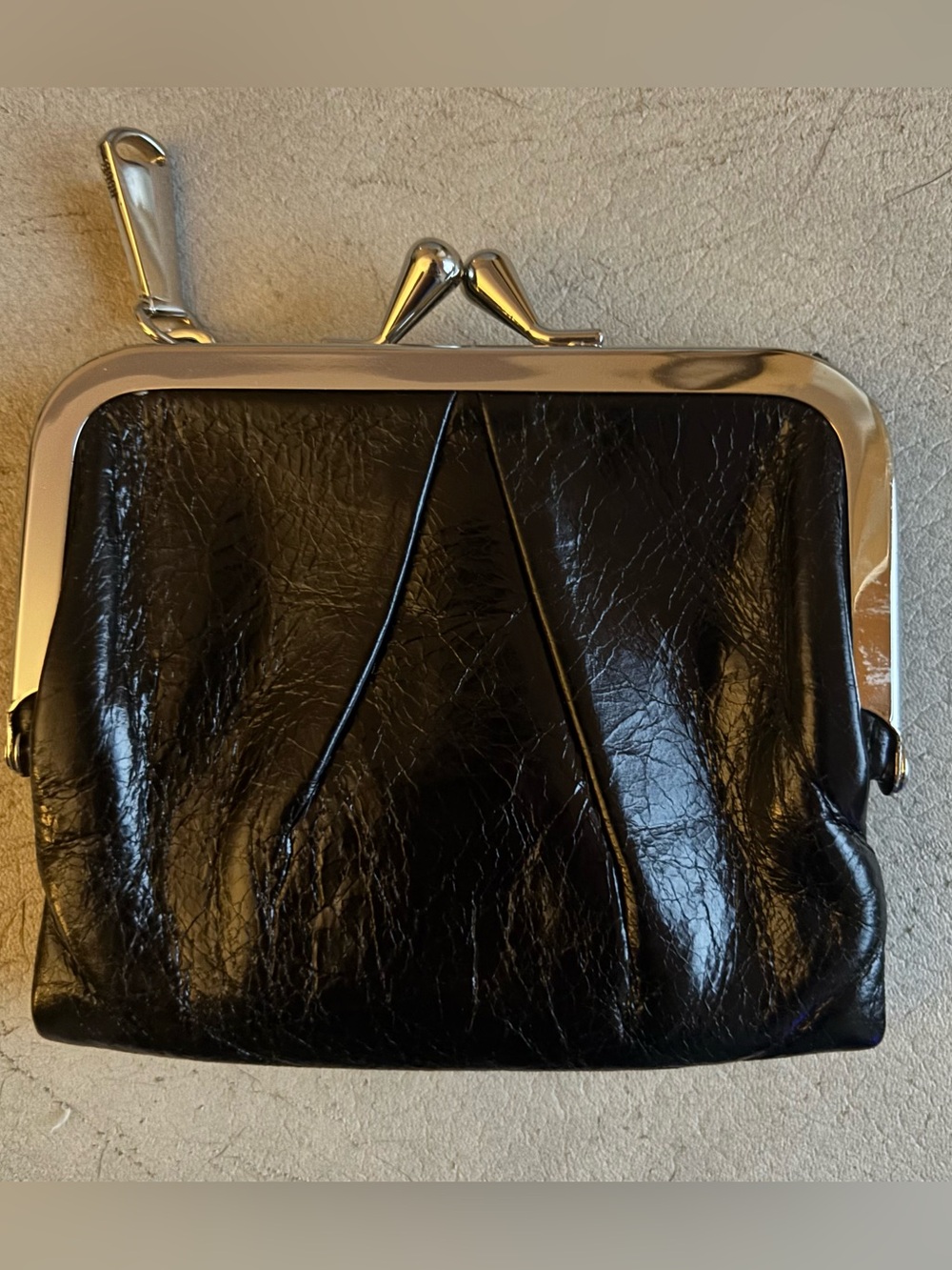 HOBO International - Black Leather Kiss-Lock Wallet
